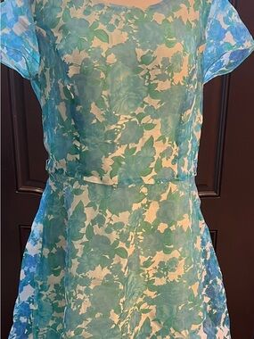 Julian Taylor Mint Green Satin Dress Lining